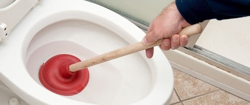 How to Unclog a Clogged Toilet